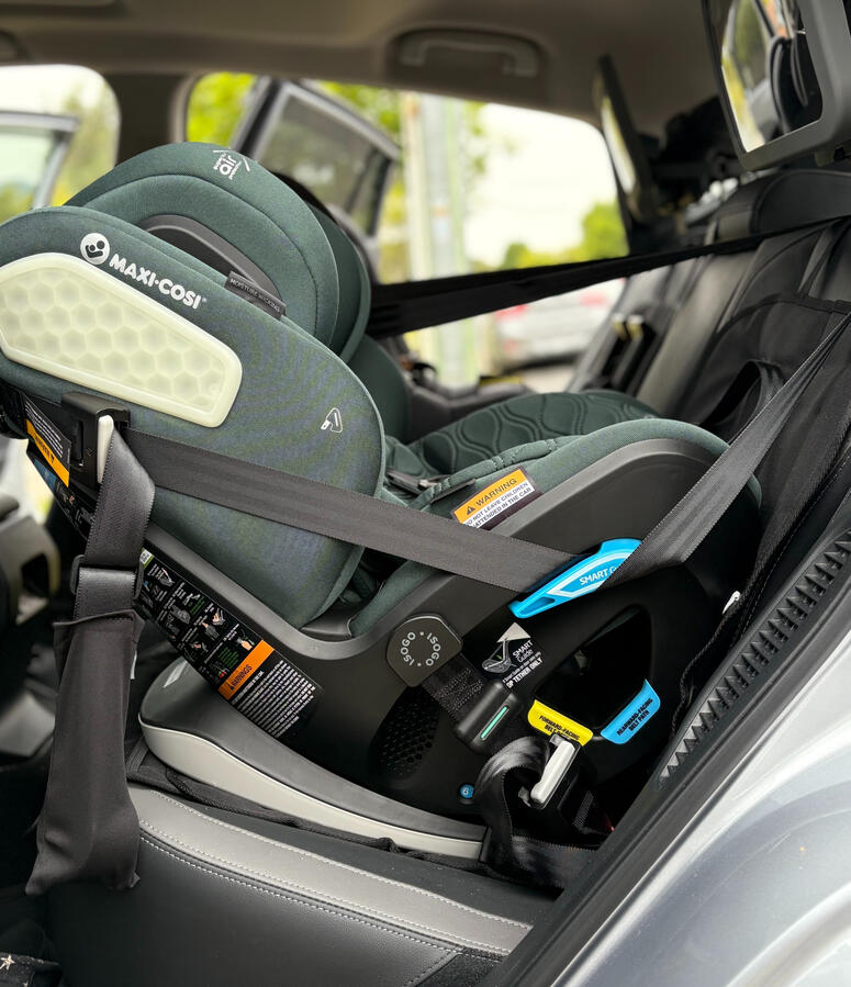 Britax Unity ISOFIX Installed